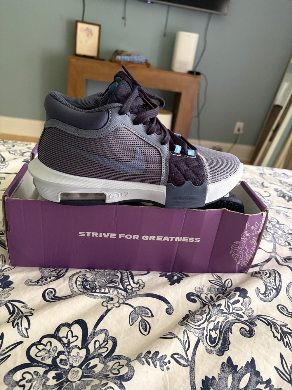 Nike Blue Mid-Top Sneakers